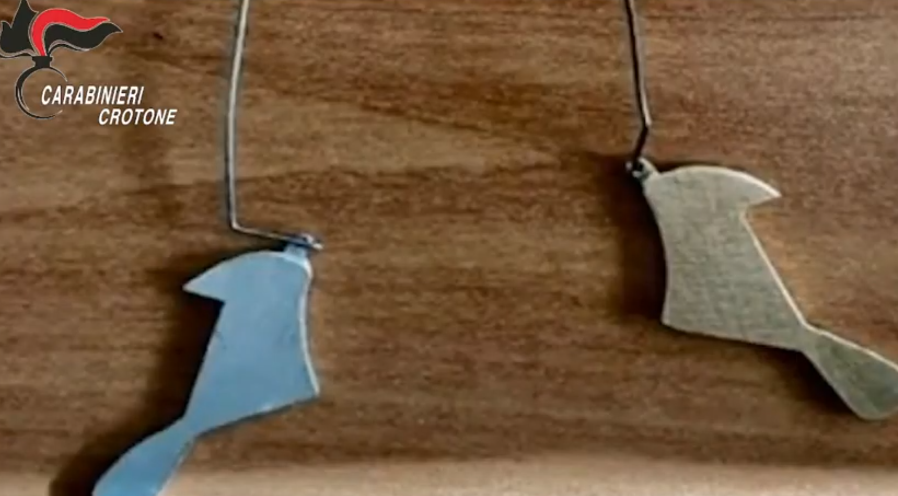 Sequestrato e rapinato per le vincite alle slot machine: sei arresti a Cirò Marina