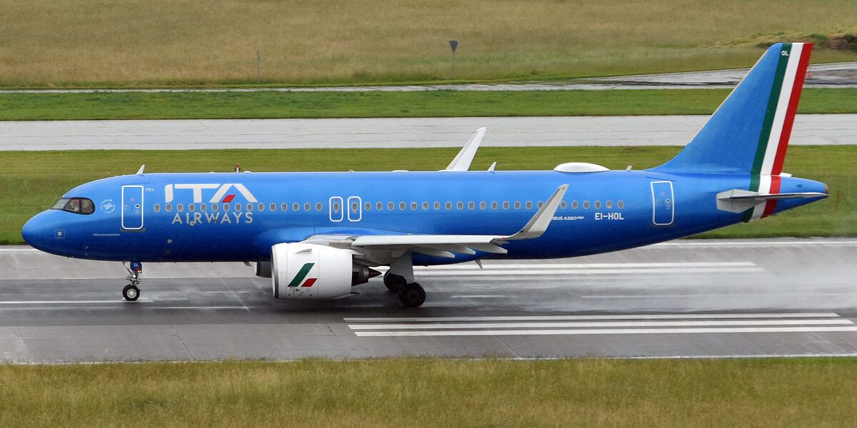 Volo “Ita Airways” Lamezia-Milano cancellato, ai passeggeri 250 euro di rimborso