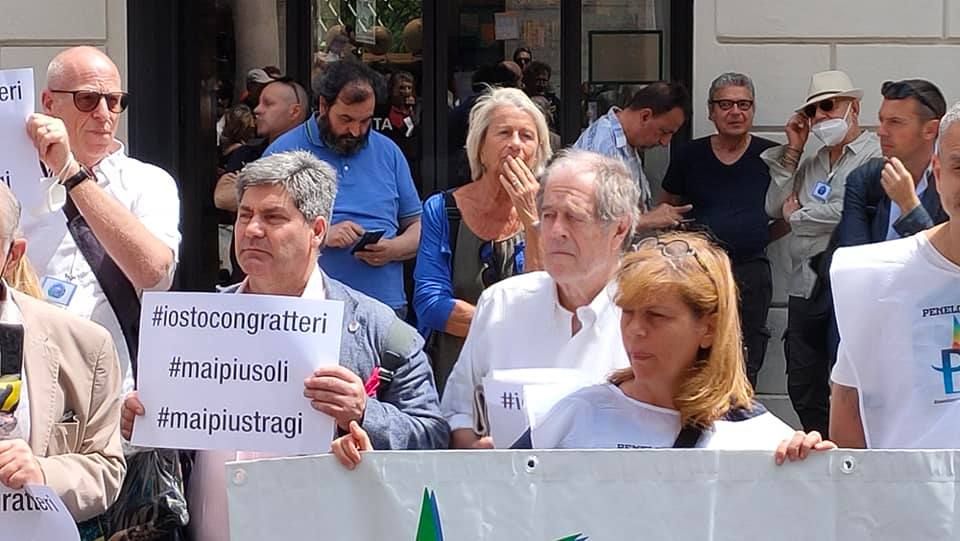 Solidarietà a Gratteri, a Roma un flash mob – FOTO