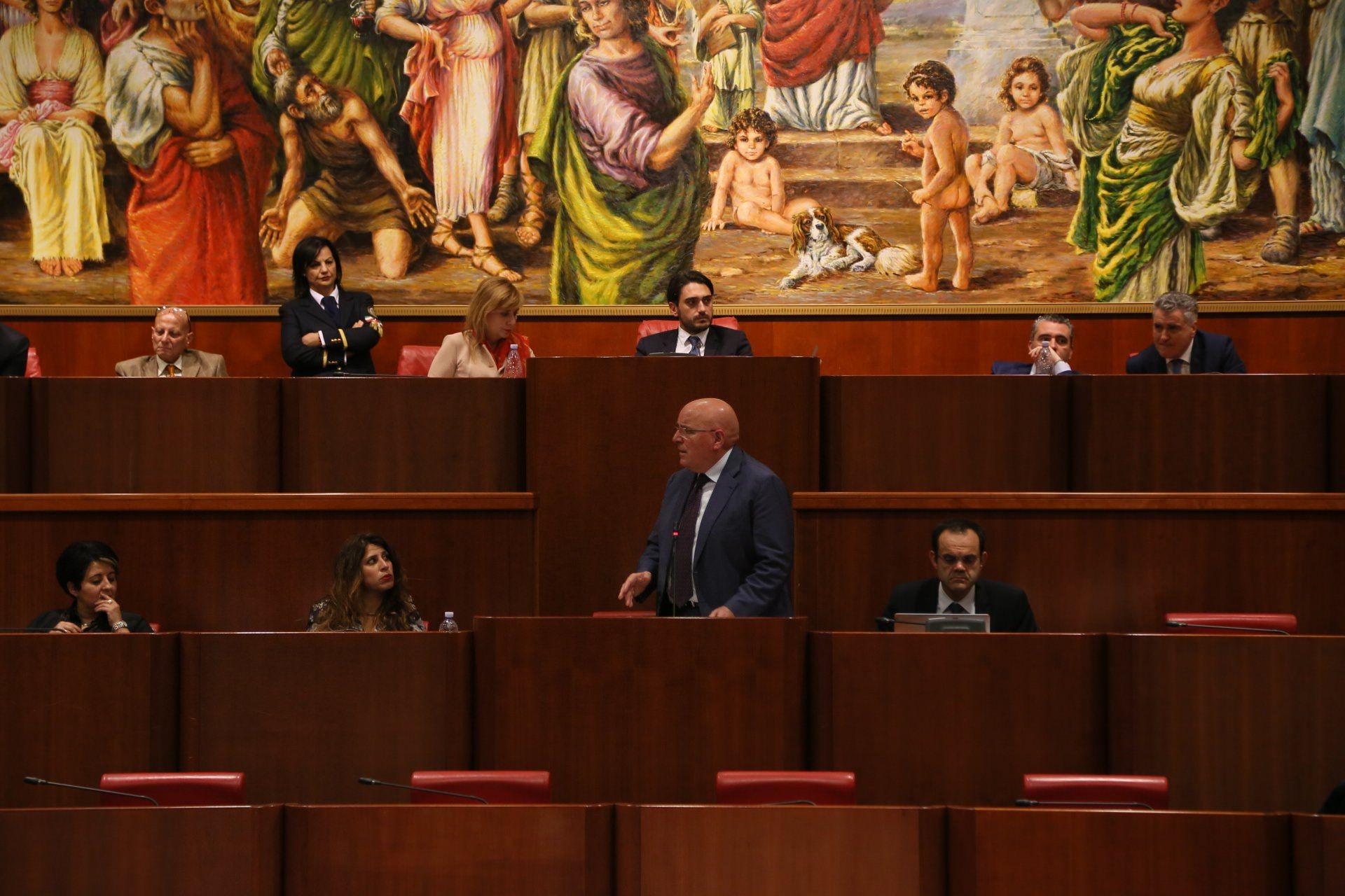 Il doppio binario del governatore