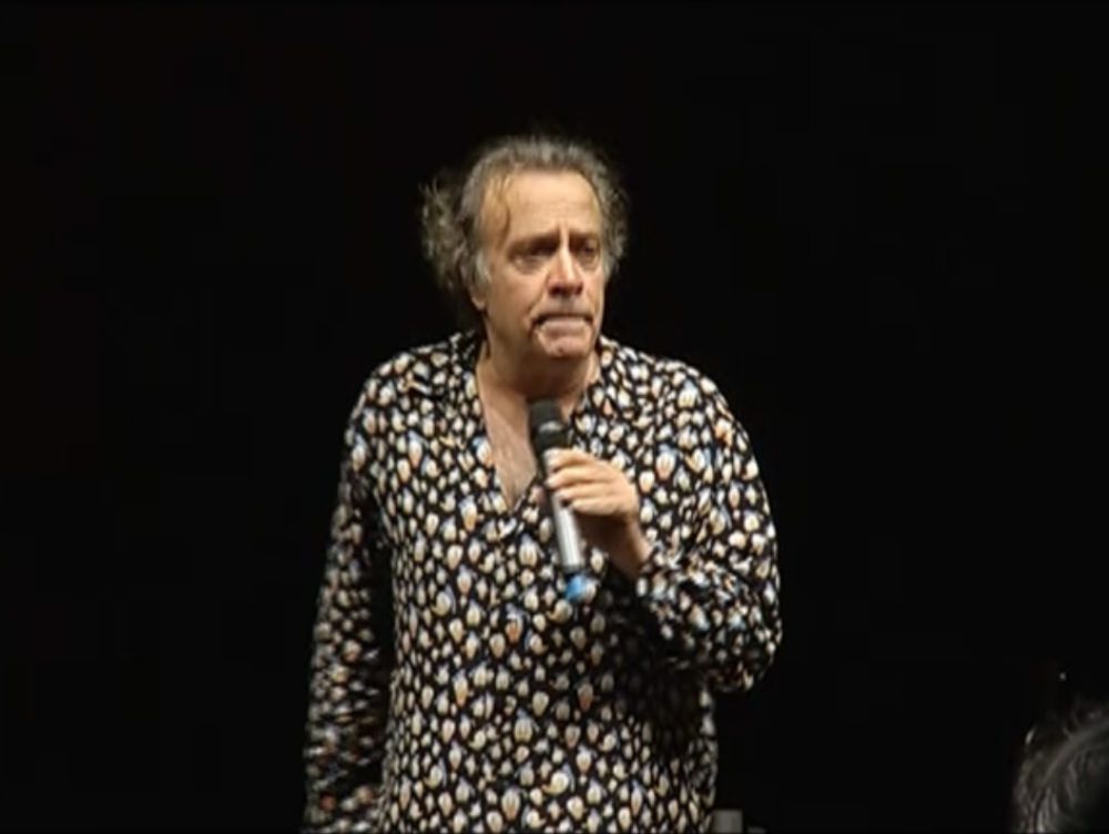 In video l`ira di Montesano: «Magna Graecia teatro? E cos`è?»