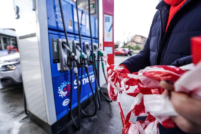 Revocato lo sciopero dei benzinai