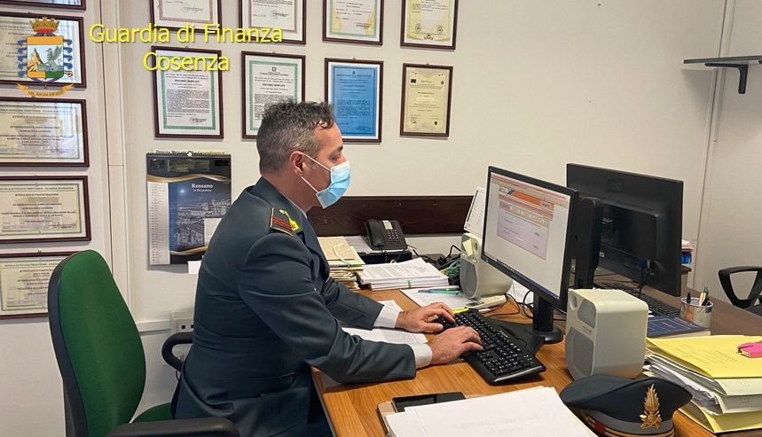 Si fingono residenti a Cariati per percepire la pensione: truffa da 130mila euro