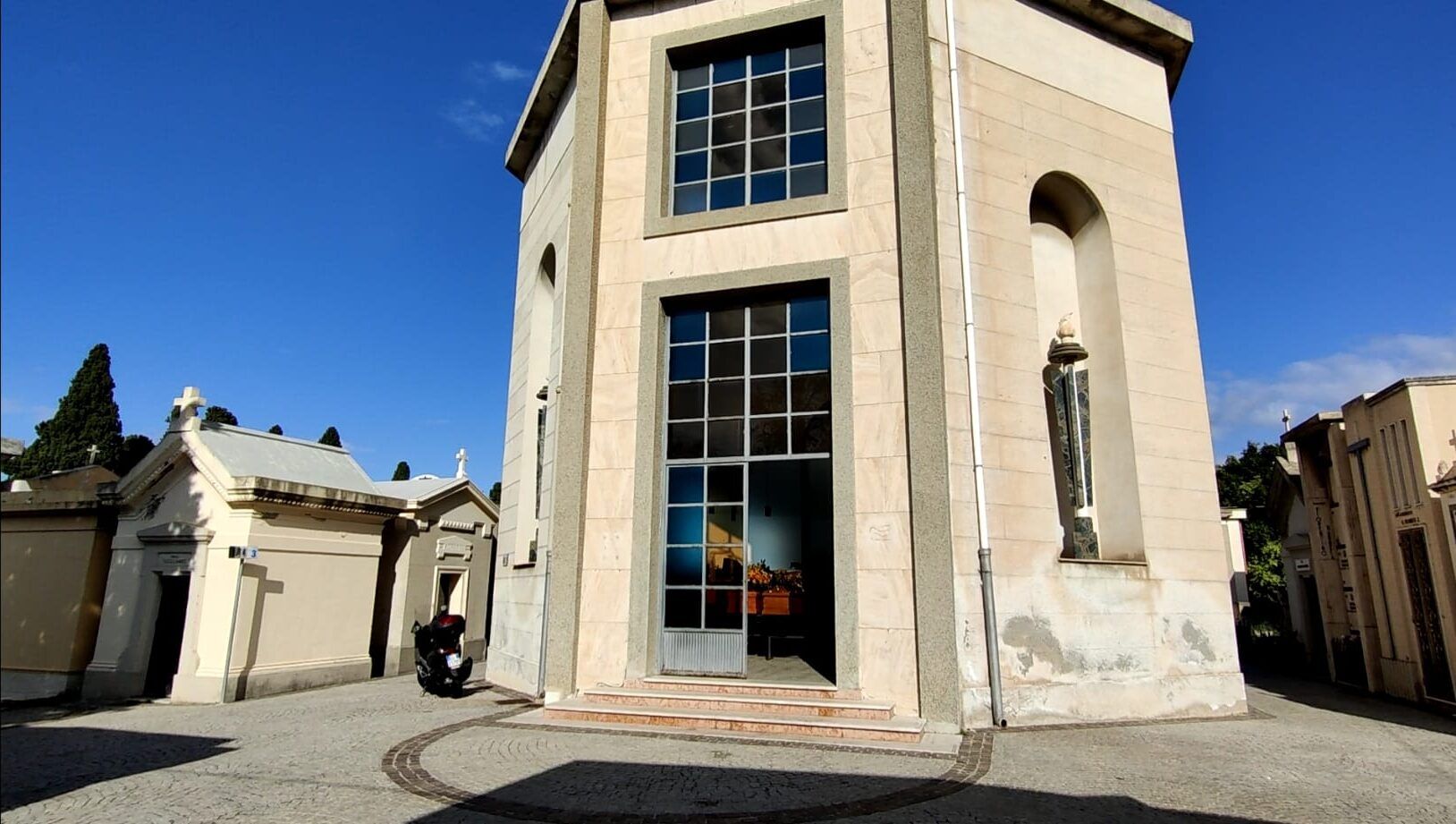 Reggio, «ripresi i lavori nella nuova area del cimitero storico di Condera»