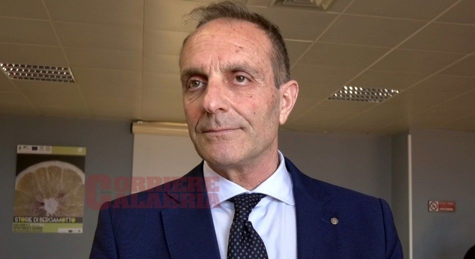 Indennità per i vertici delle università, Zimbalatti l’unico rettore calabrese a non averne chiesto l’aumento