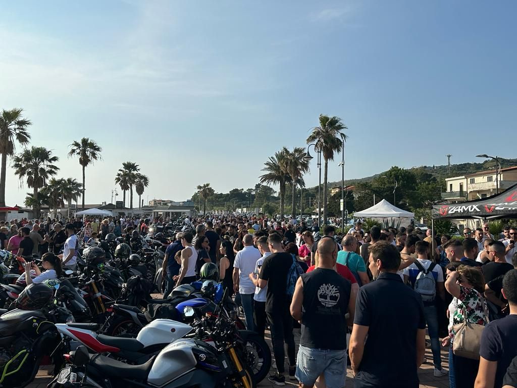 Successo a Falerna per il raduno regionale di auto e moto