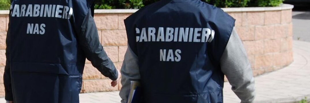 Lavoratori in nero, cibo non tracciato e violazione sulla sicurezza. Denunciato titolare di un lido a Reggio