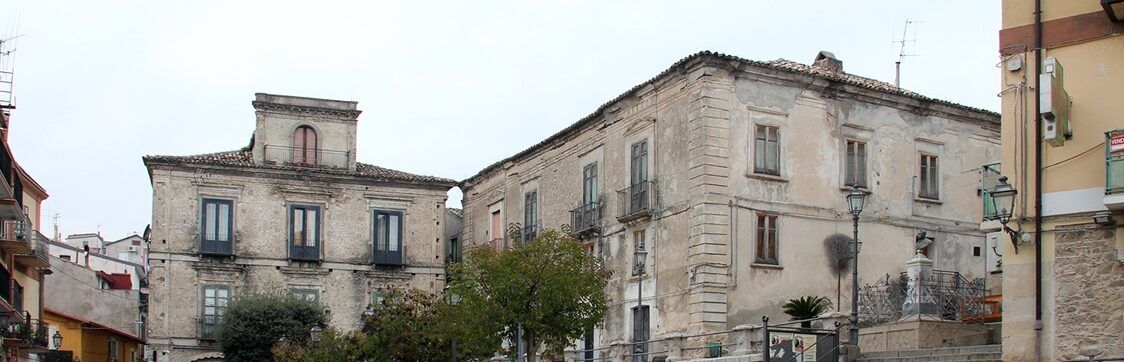 Il focolaio a Petilia Policastro: i contagiati sono 130