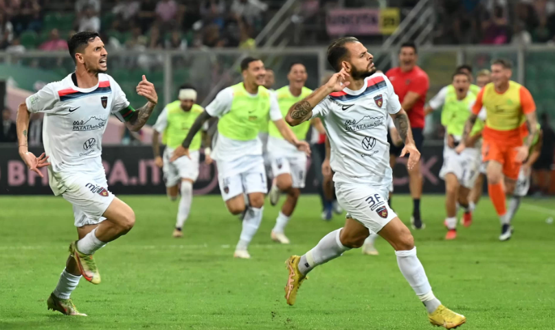 Cosenza, l’inizio (a Palermo) col botto e poi l’oblio. Ora con i rosanero una nuova chance per Canotto