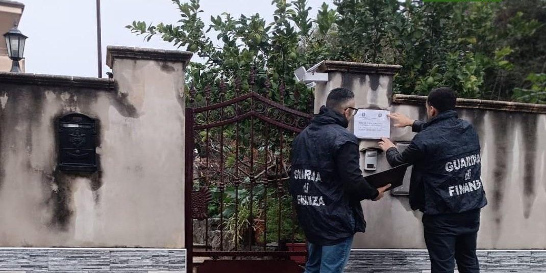 Vibo, il curatore ereditario usa per 10 anni il conto della procedura: confisca per 376mila euro