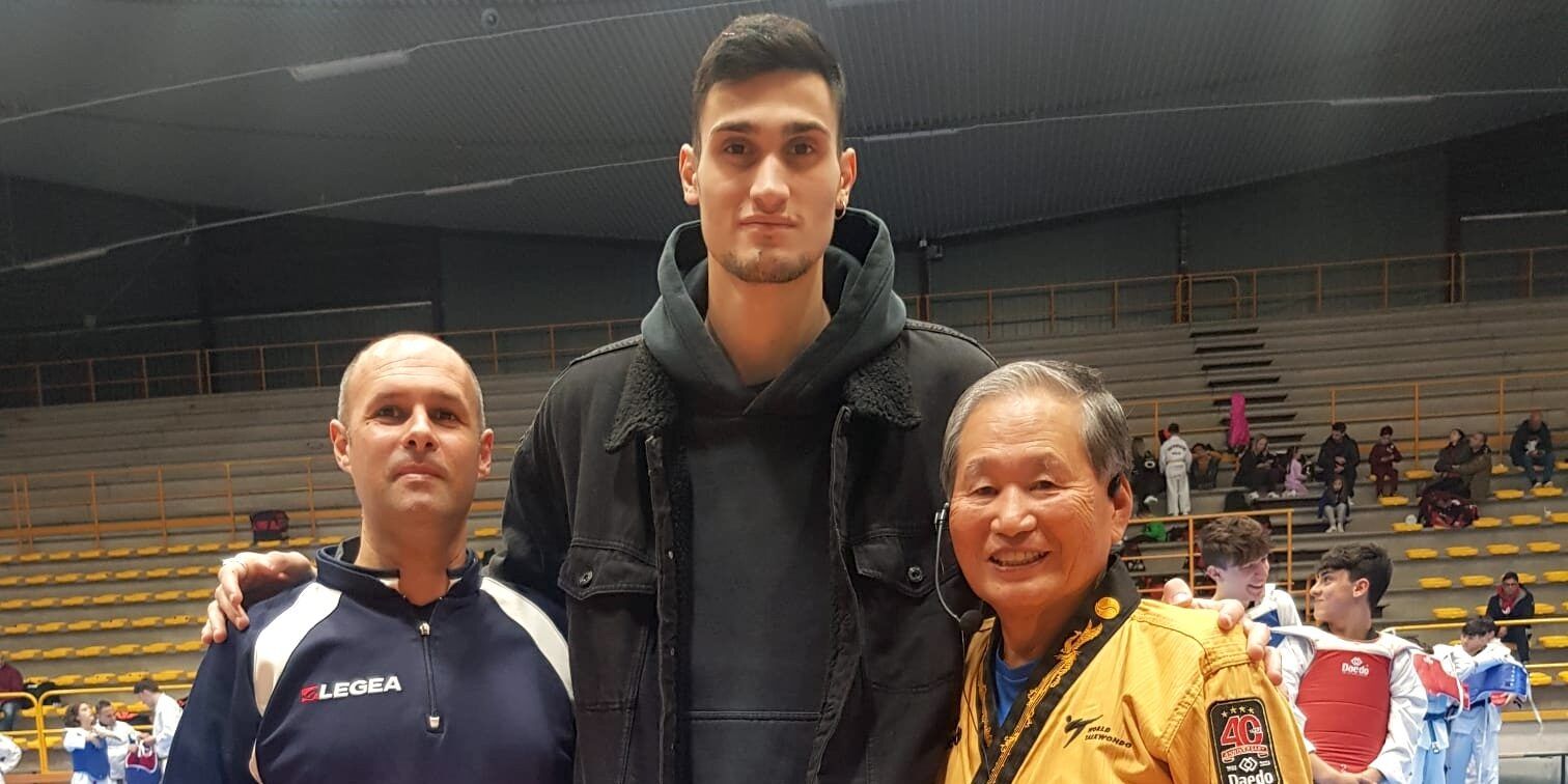 Il campione del mondo Alessio e i nuovi talenti: il grande successo del taekwondo calabrese
