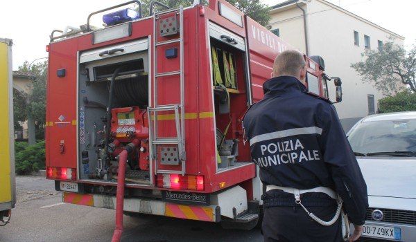 Si apre una voragine, evacuato un palazzo a Vibo