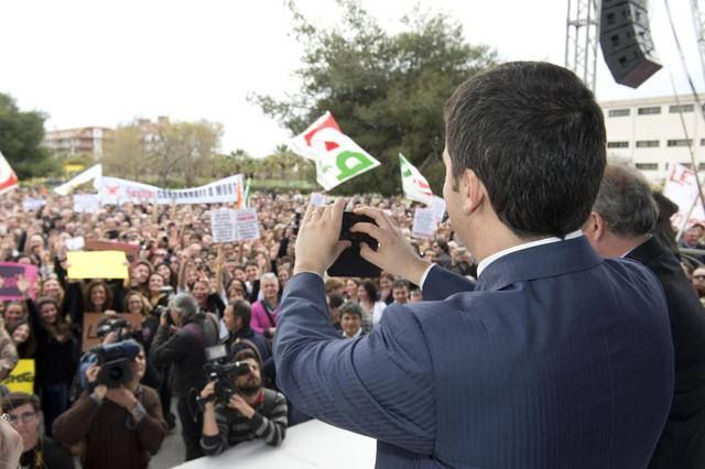 I renziani cosentini: «No alla scissione»