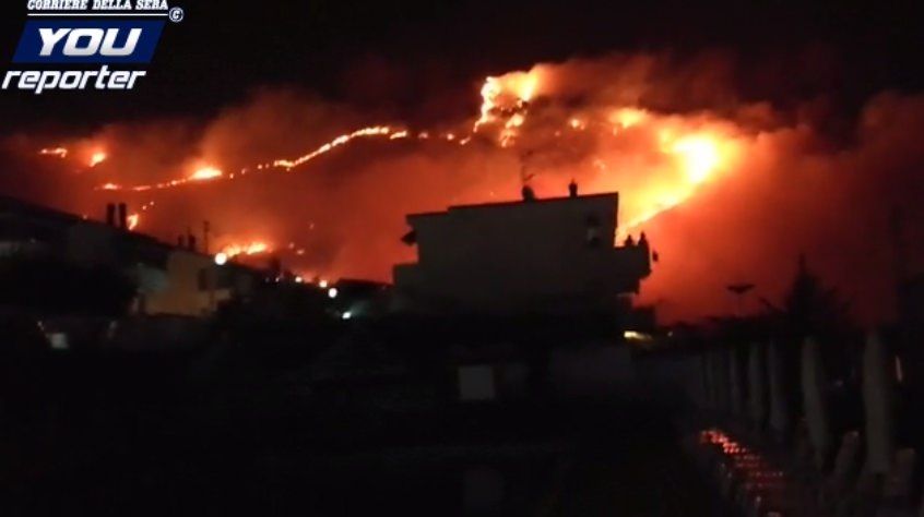 Torna a bruciare la provincia di Cosenza