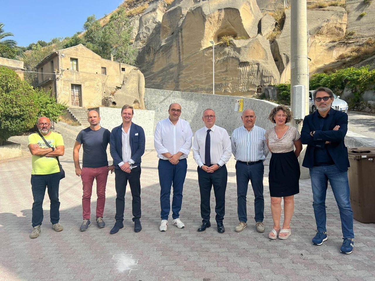 Reggio Calabria, avviati i lavori di riqualificazione della strada tra Calanna e la frazione di Petile