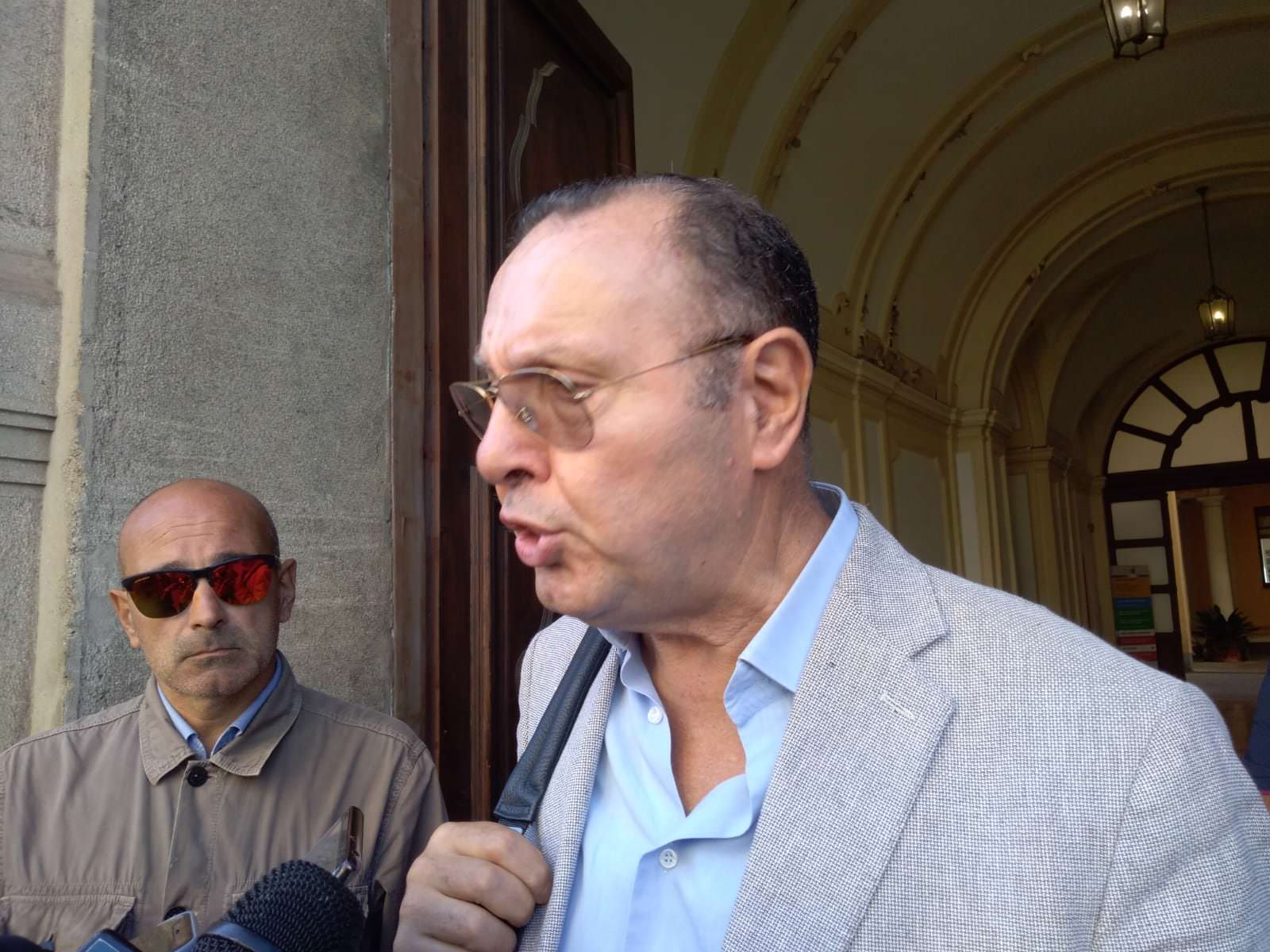 Sanità, Cotticelli: «Non si licenzia nessuno, ma si fa tutto nella legalità»