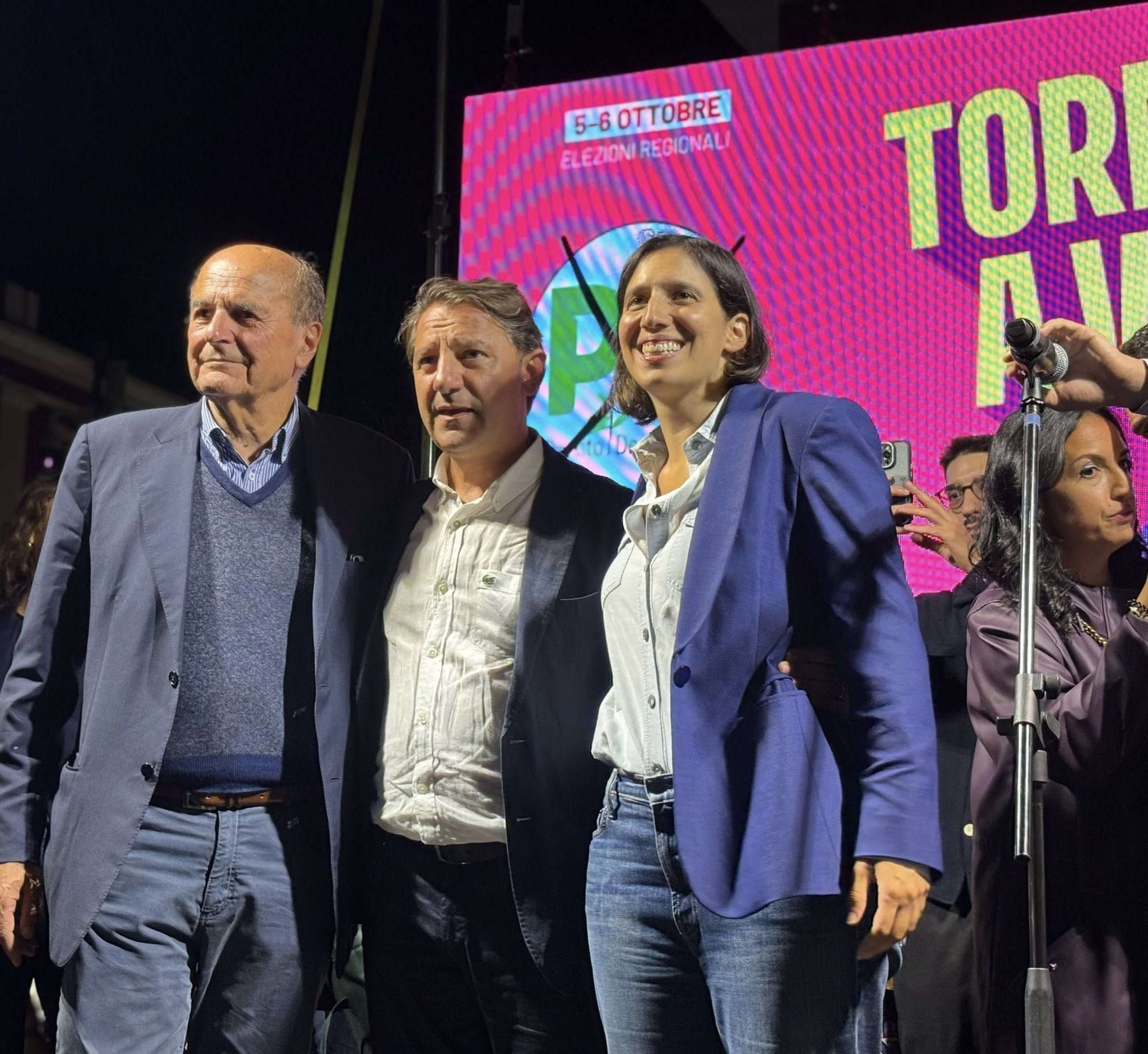 Schlein a Meloni: «I medici se ne vanno». Tridico: «La premier sostiene un indagato per corruzione»