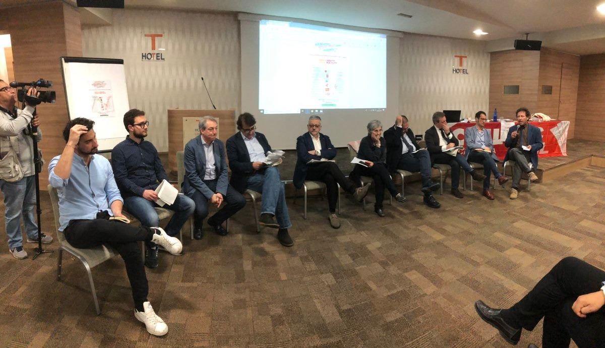 Lamezia, Cgil contro l'autonomia differenziata: «Divide l'Italia»