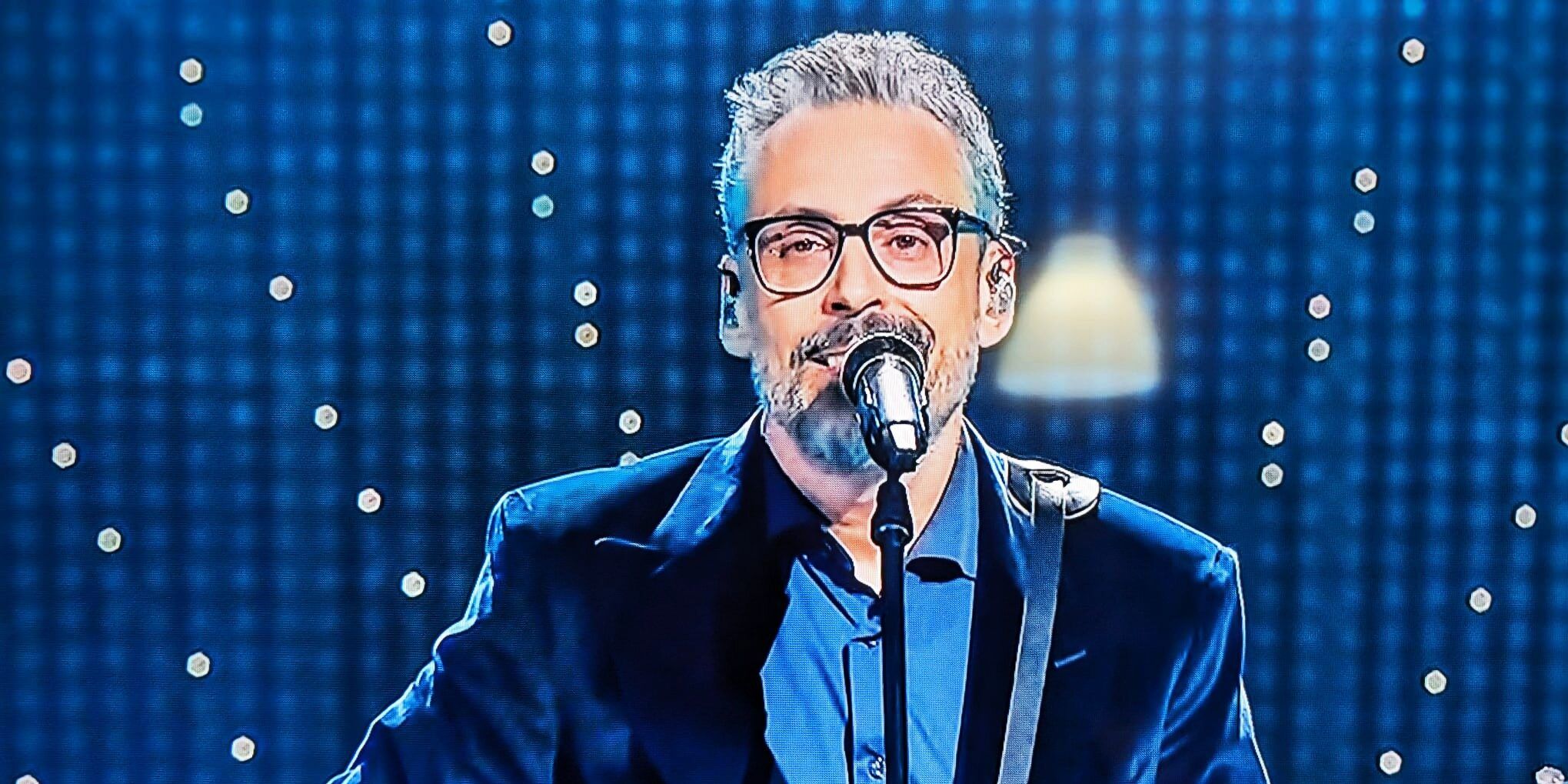 Festival di Sanremo, Brunori Sas nella top 5 anche nella terza serata