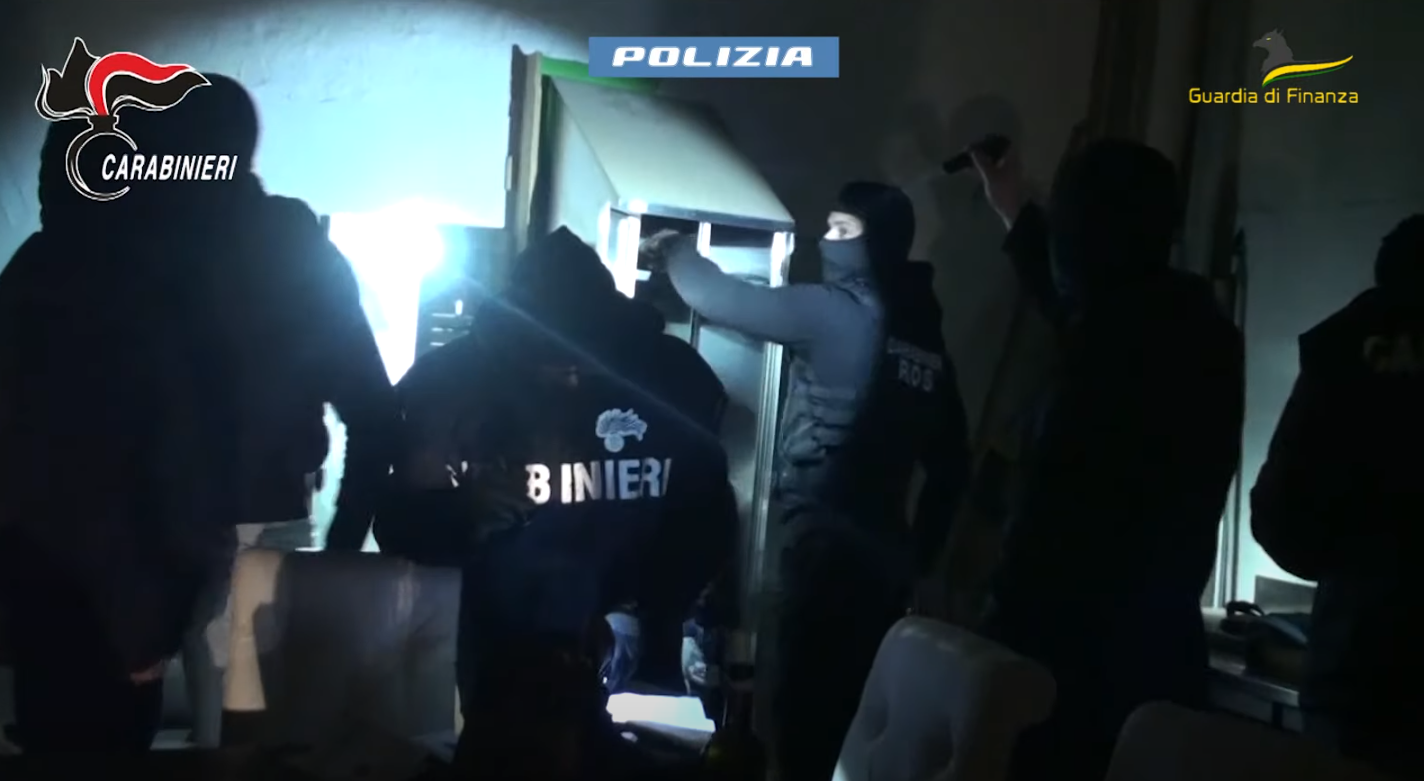 I Pesce-Bellocco e gli Arena: i legami del clan foggiano con la ‘ndrangheta. «In Calabria ti portano su una mano»