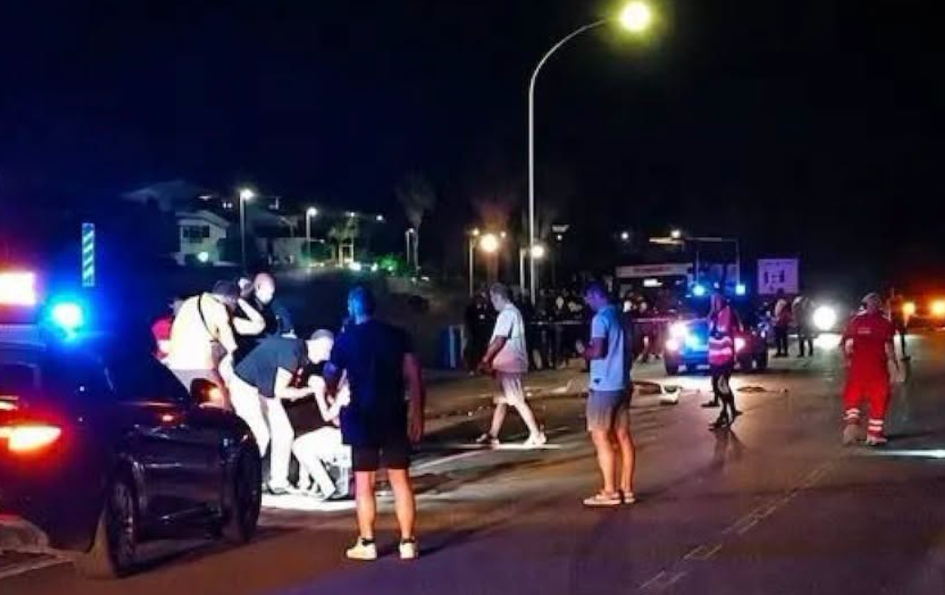 Tragedia sulla Statale 106 a Riace Marina, scontro tra auto e scooter: muore un 25enne di Siderno