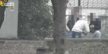 Arrestato a Manchester un latitante a capo di una organizzazione italo-albanese con ramificazioni in Calabria – VIDEO