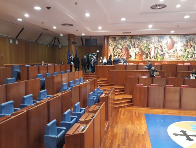 Il Pd a Oliverio: «O nuova fase o si muore»