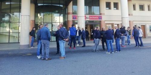 «Possiamo pagare solo il 50% degli stipendi». Crisi (e sciopero) per le Autolinee Romano