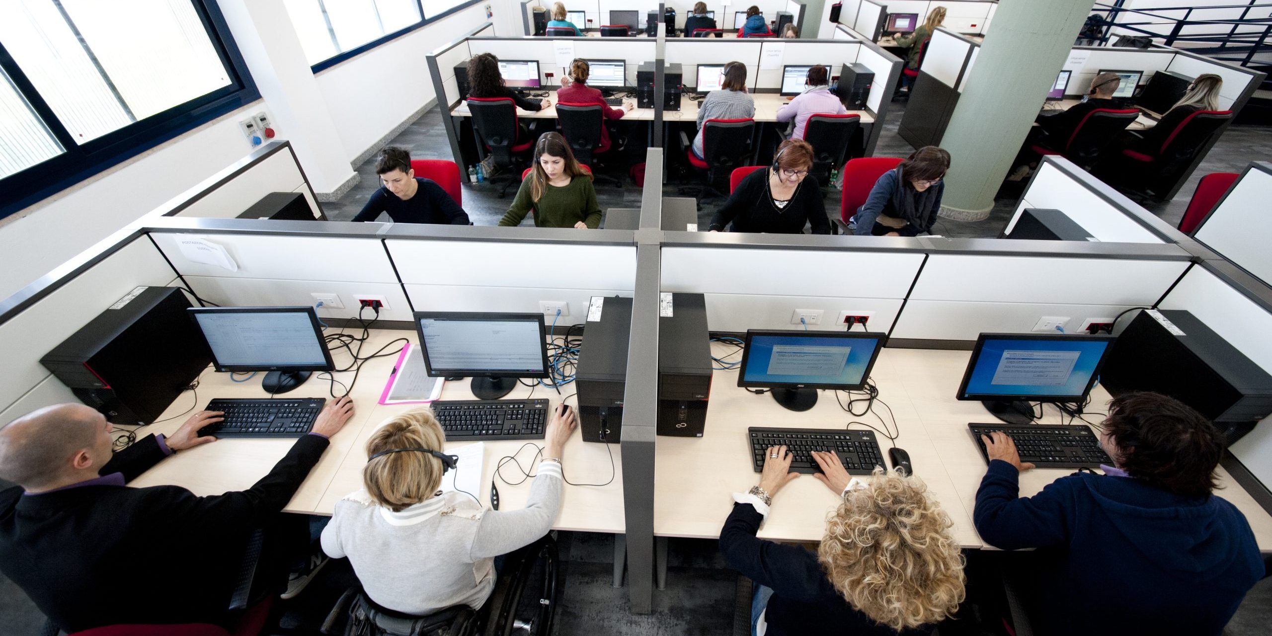 Allarme occupazione a Crotone, Alecci: «A rischio 150 posti di lavoro al call center “aCapo”»