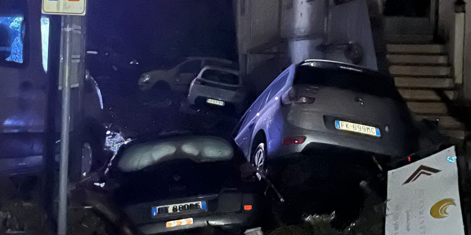 Il maltempo sferza l’Alto Tirreno cosentino, situazione difficile a Tortora – FOTO E VIDEO