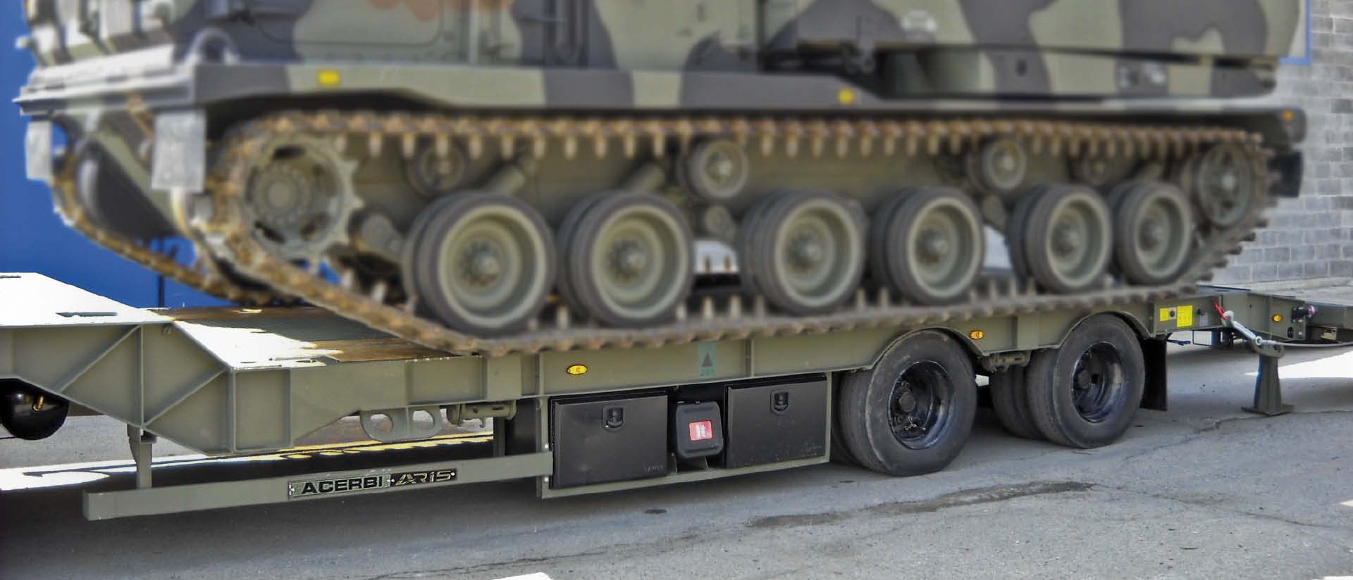 Fermati nel Salernitano tre carri armati diretti in Ucraina