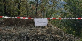 Sequestrata nel Crotonese area privata con rifiuti edilizi – FOTO