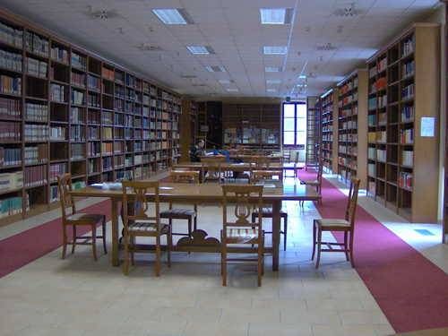Cosenza, alla Biblioteca nazionale una mostra per i diversamente abili