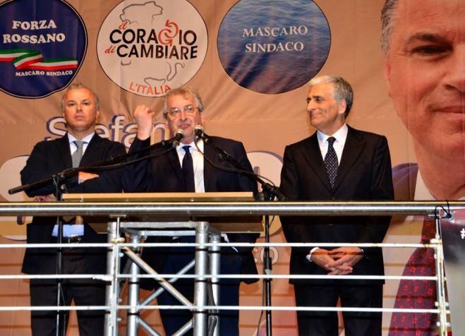 Rossano, il Pd scarica Mascaro