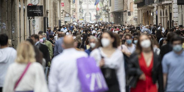 Covid, nessuna regione cambia colore. Solo la Sicilia in giallo