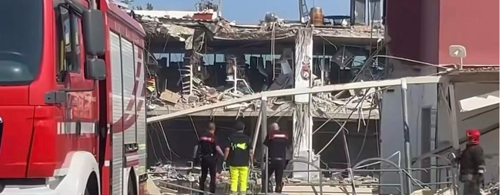 Messina, crolla palazzina: cinque feriti gravi