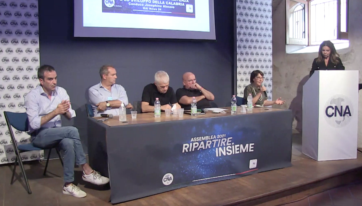 Regionali, a Pizzo il confronto tra i quattro candidati – VIDEO