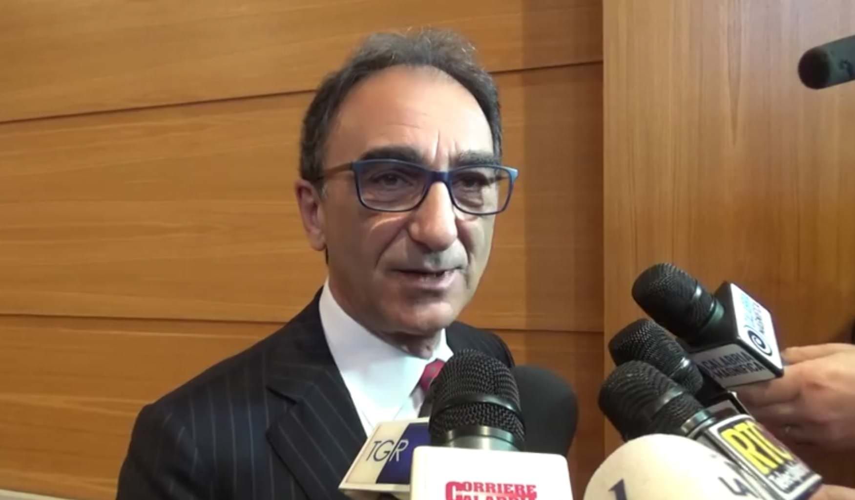 Scuole, a Catanzaro l'inizio del nuovo anno slitta al 28 settembre