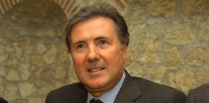 Le giravolte di Aiello. Sulla candidatura non smentisce, poi ci ripensa