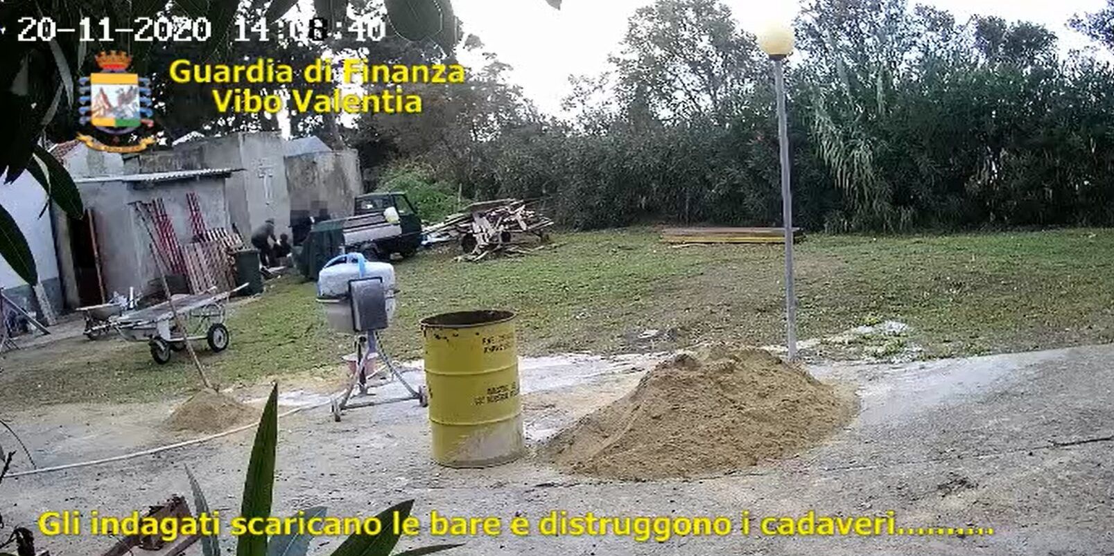 Cimitero di Tropea, i tre arrestati restano in carcere