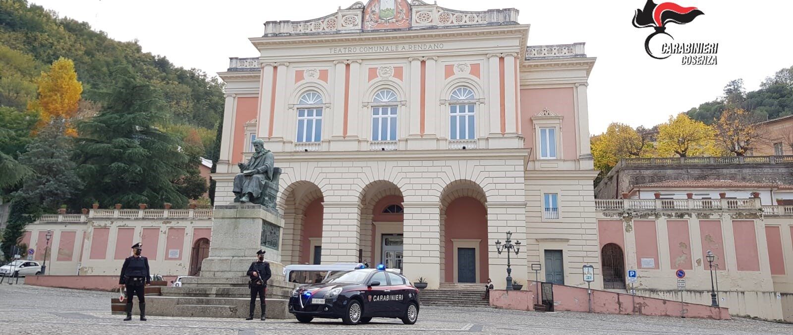 Controlli dei carabinieri a Cosenza, due arresti