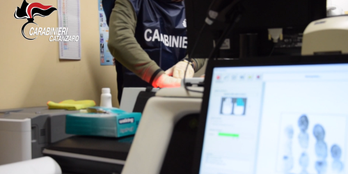 mafia consegna carabinieri
