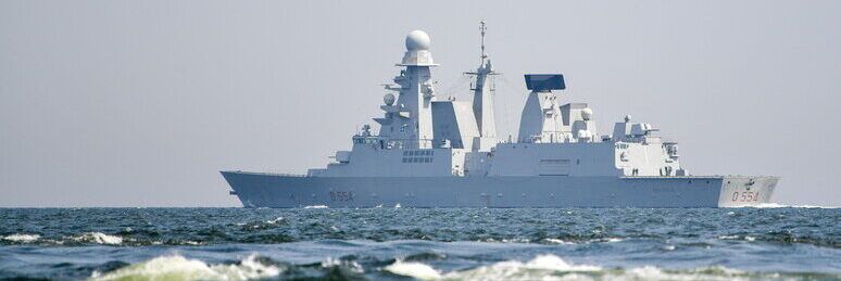 Nave Duilio abbatte un drone nel Mar Rosso