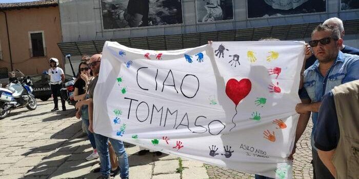 L’Aquila, vola in cielo un grande cuore di nome Tommaso