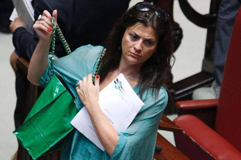 «I calabresi hanno diritto a un mare pulito»