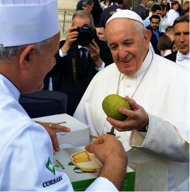 Il bergamotto e i dolci reggini in dono a papa Francesco