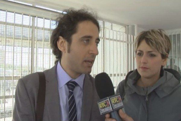 M5S: «Roccisano dannosa ma Oliverio non può cacciarla»