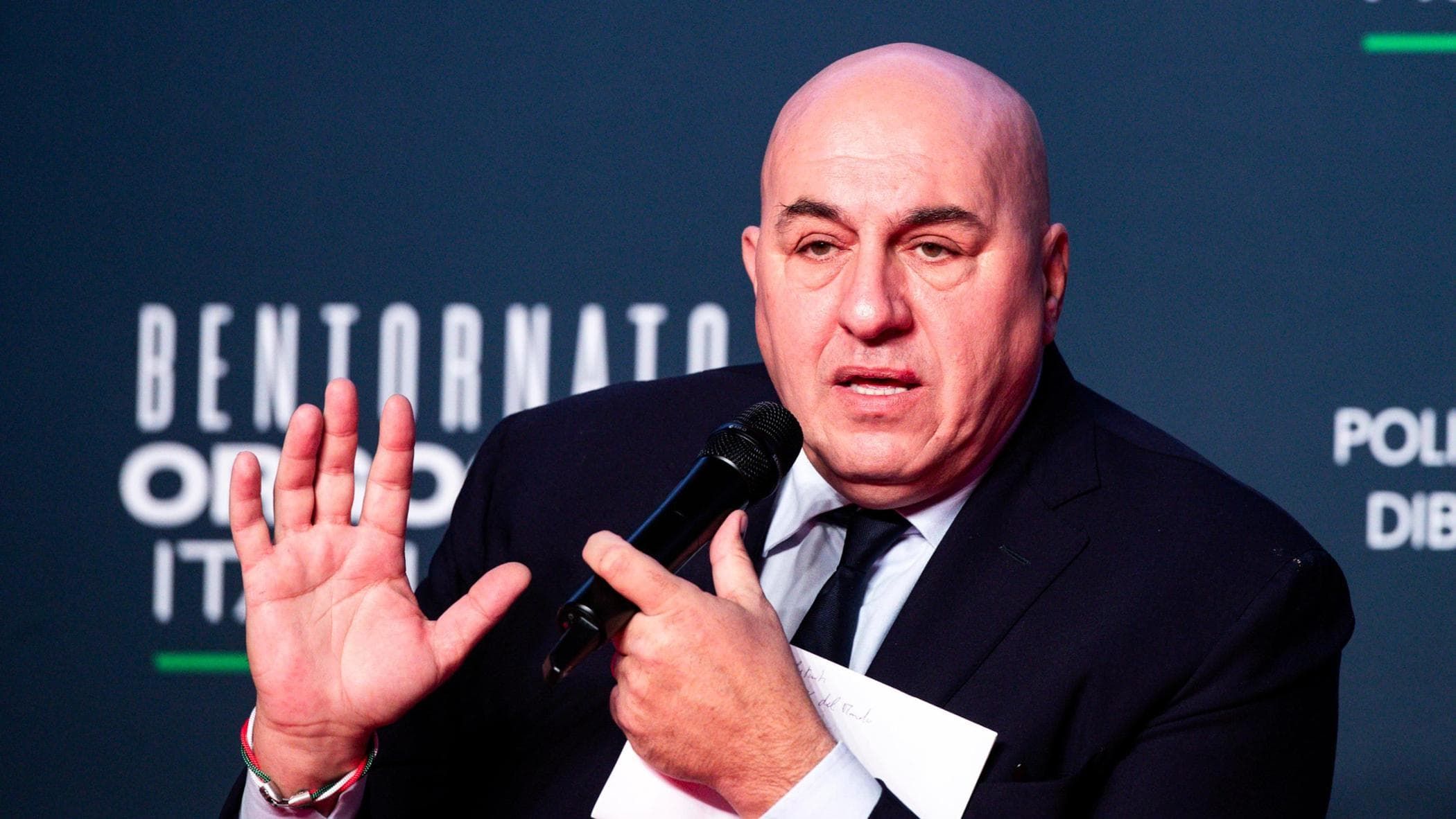 Crosetto gratis a casa dell’imprenditore potenziale acquirente della Reggina