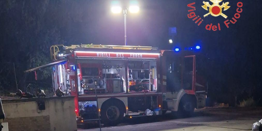 Esplosione nel B&B a Mileto, i tre feriti sono in prognosi riservata