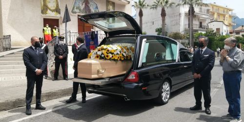 serena-cosentino-funerale-diamante